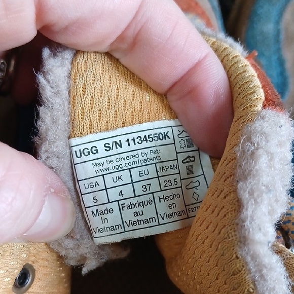 UGG Men's Brown and Blue Sneakers - Picture 8 of 9